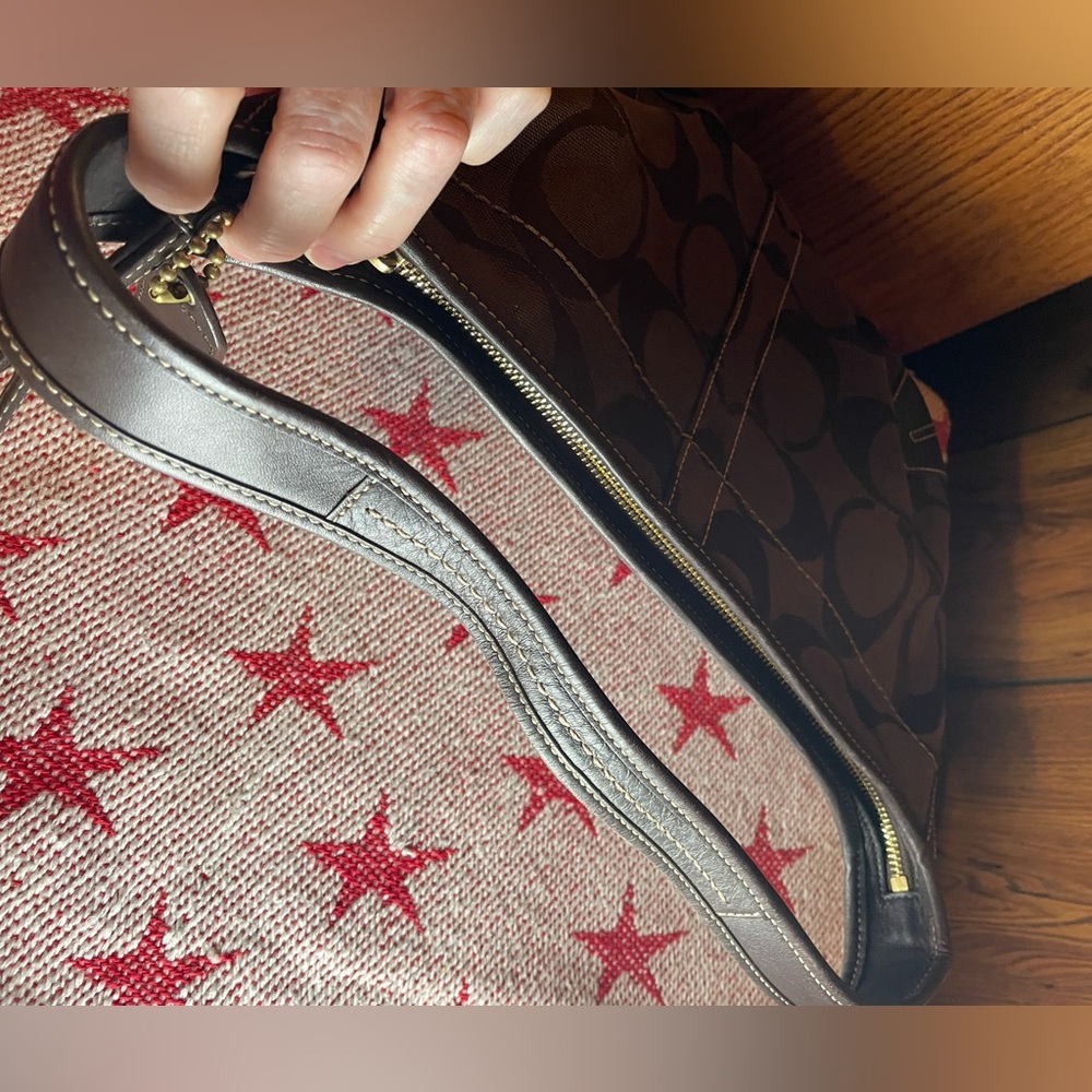 Coach Signature Brown Shoulder Bag EUC - Picture 5 of 11